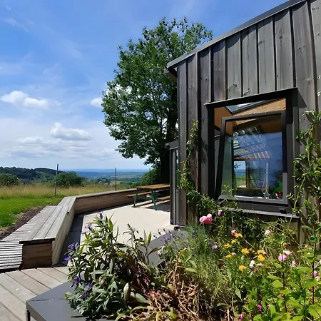 De La Pouciniere Holiday home Saint-Sauves-d'Auvergne