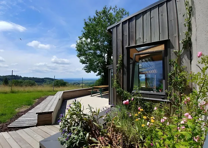 De La Pouciniere Holiday home Saint-Sauves-d'Auvergne